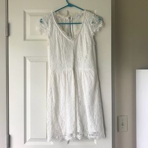 White dress // Size M